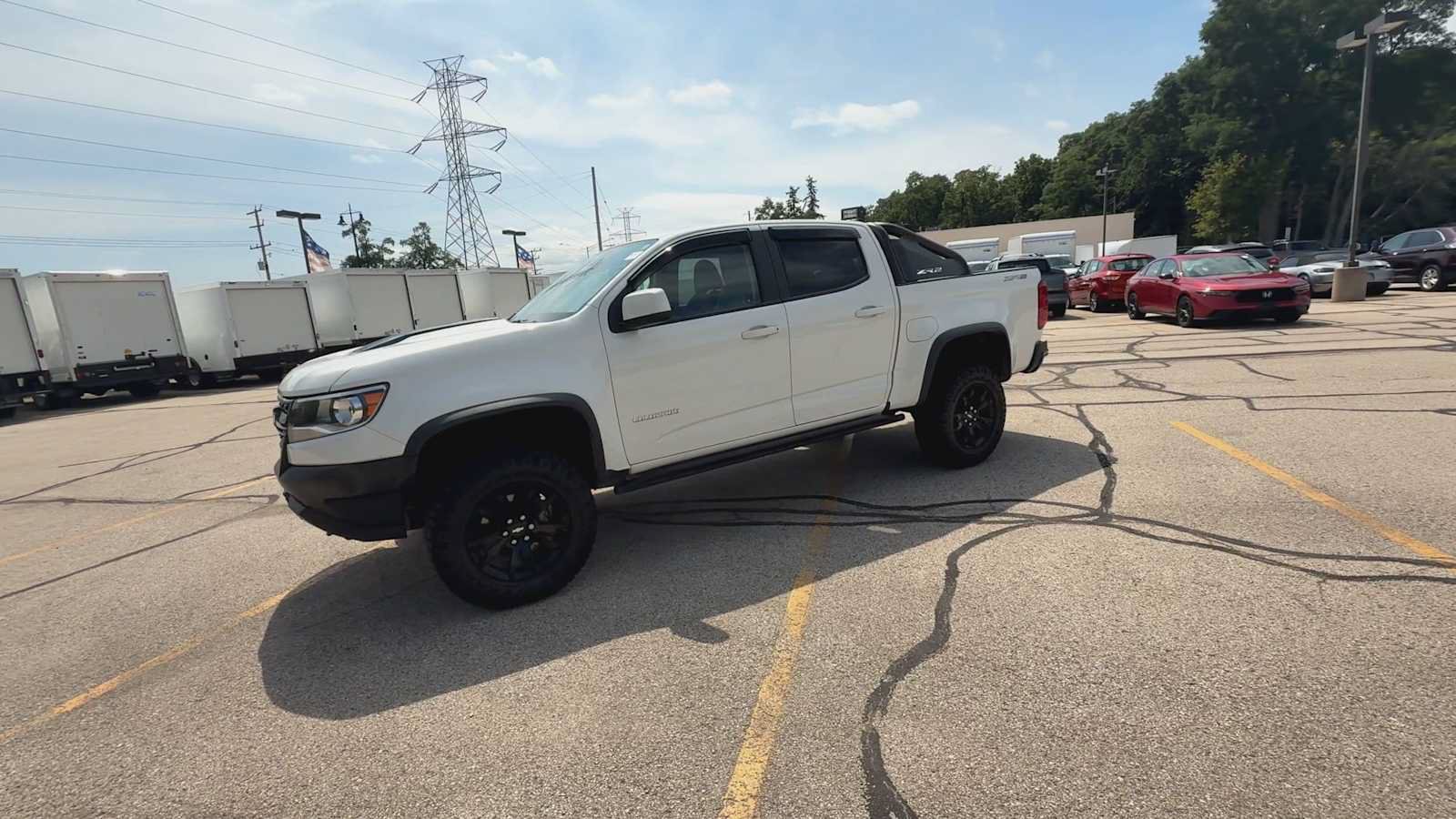 Certified 2019 Chevrolet Colorado ZR2 w/ ZR2 Dusk Special Edition AWD/4WD image 4