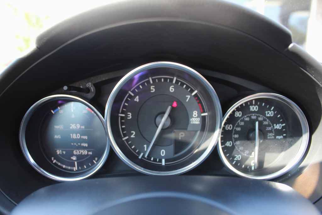 Used 2020 MAZDA MX-5 Miata RF Grand Touring RWD image 15