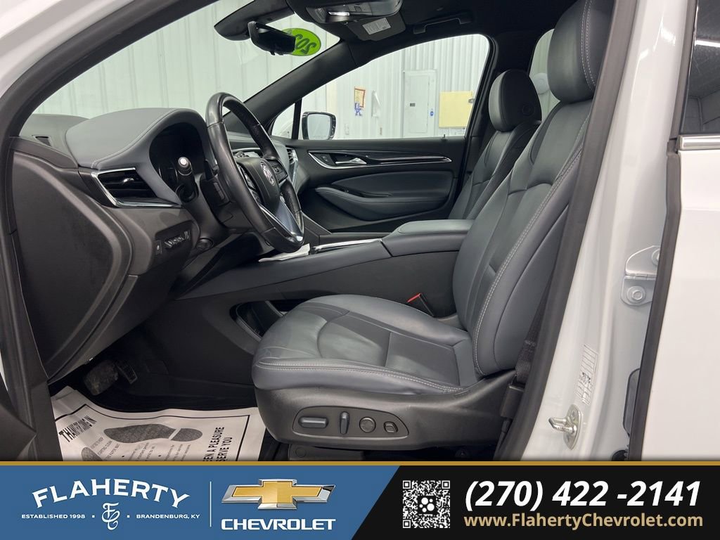 Used 2024 Buick Enclave Premium image 9