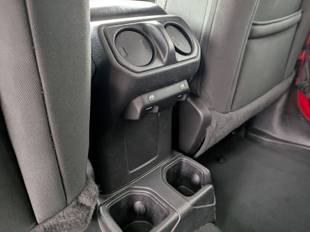 Used 2023 Jeep Wrangler Sport S image 25