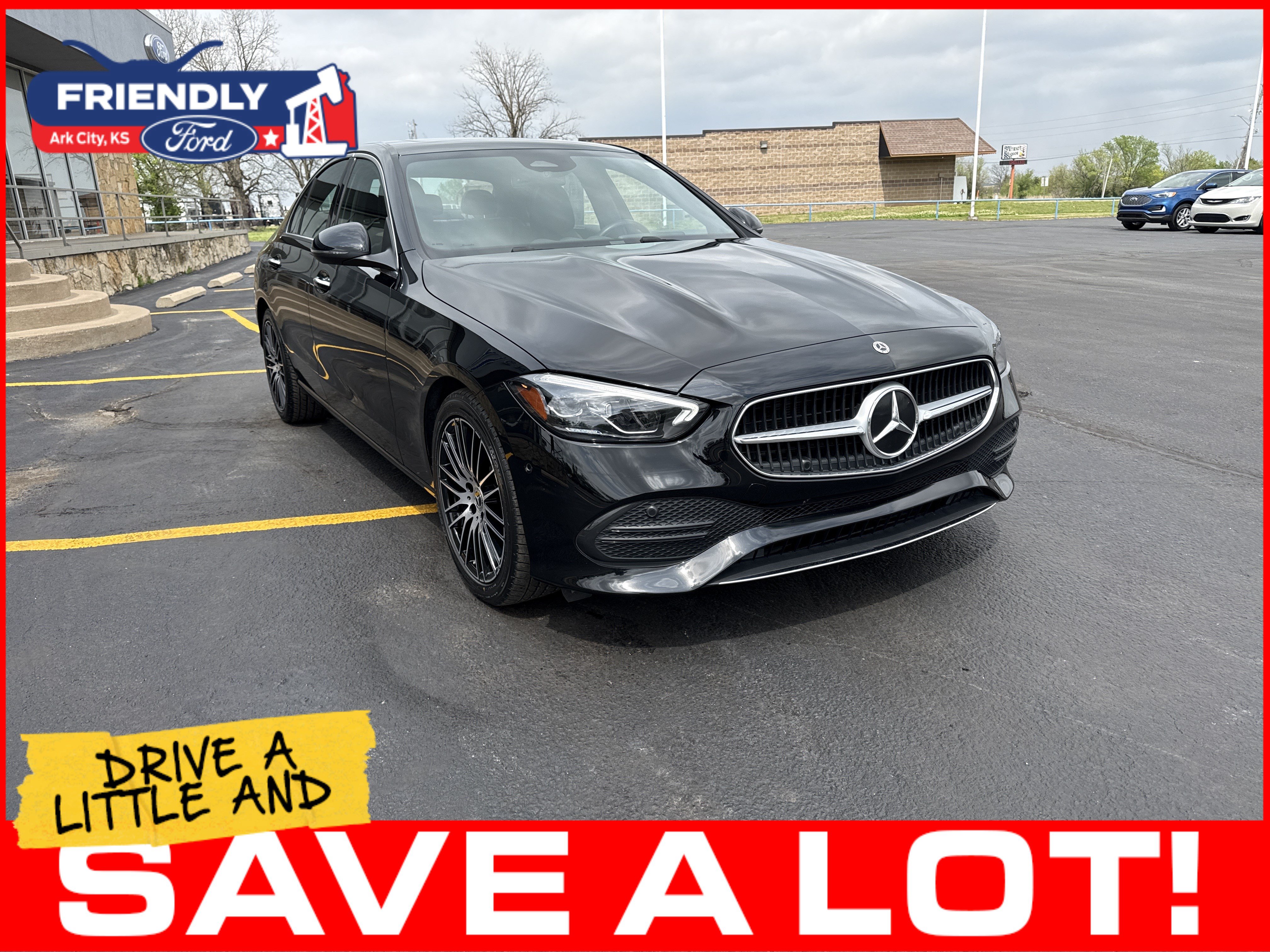 Used 2024 Mercedes-Benz C 300 Sedan image 3
