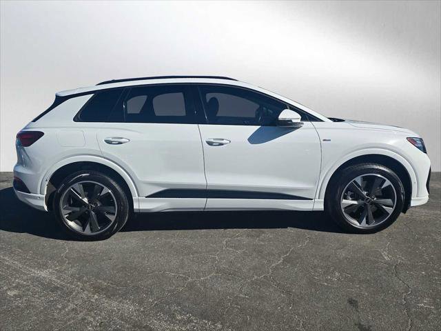 Used 2024 Audi Q4 e-tron Prestige image 2