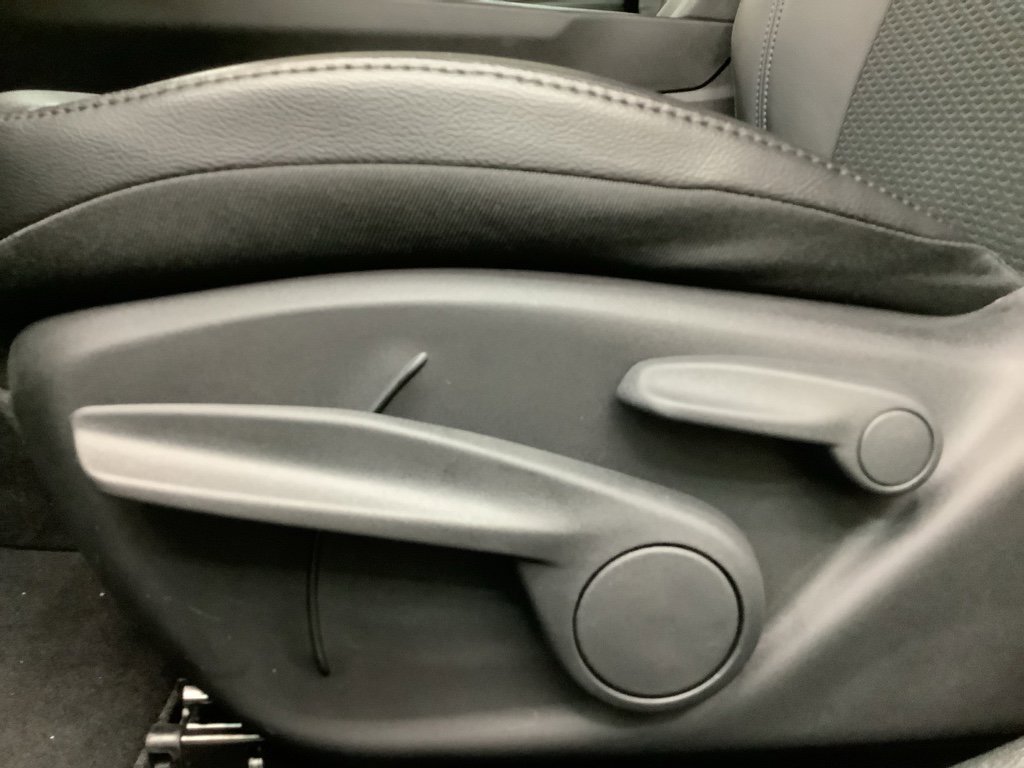 New 2026 Jeep Compass Latitude image 14