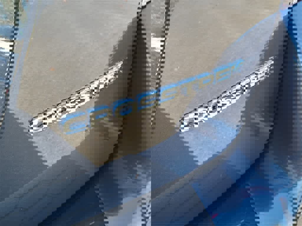 Used 2023 Subaru Crosstrek 2.5i Limited w/ Moonroof Package image 6