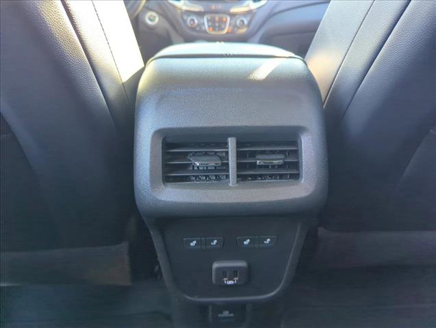 Used 2023 Chevrolet Equinox Premier image 15