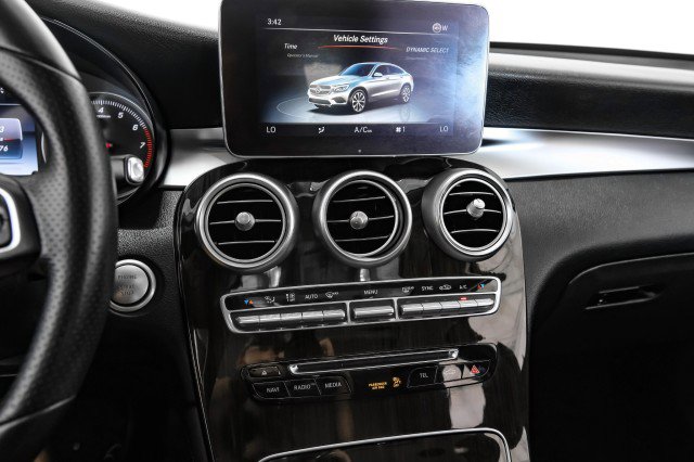 Used 2017 Mercedes-Benz GLC 300 4MATIC Coupe image 25