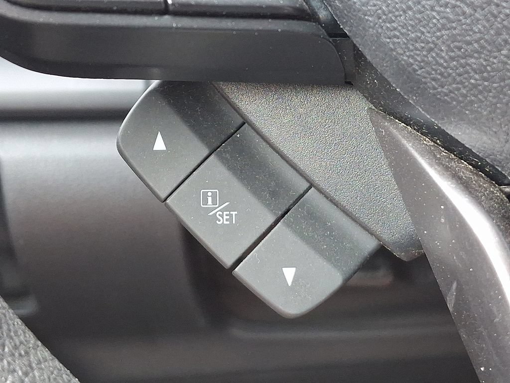 Used 2023 Subaru Forester AWD/4WD image 24