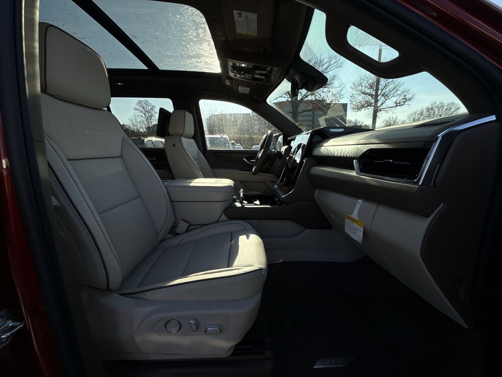 New 2026 GMC Yukon Denali image 28