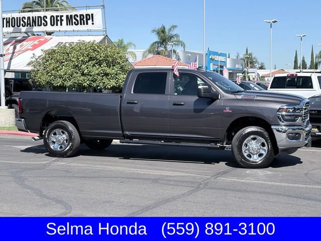 Used 2025 RAM 3500 Tradesman AWD/4WD image 4