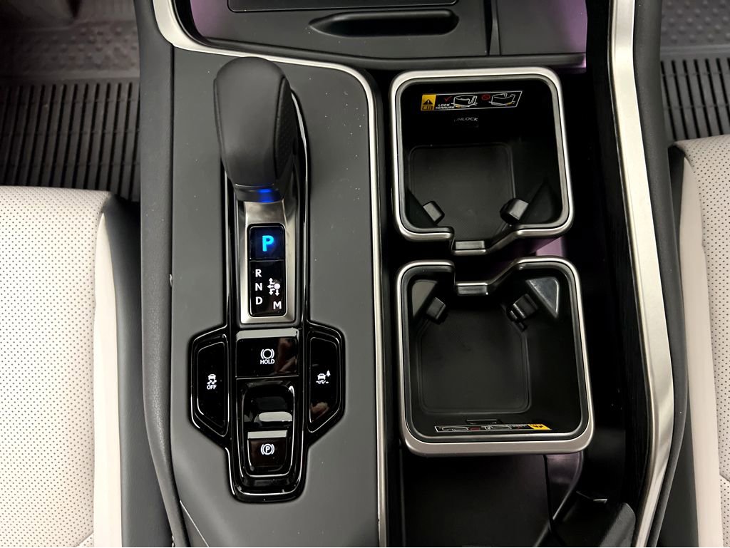 New 2026 Lexus TX 500h AWD image 31