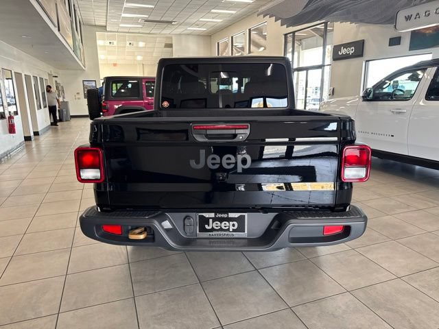 New 2026 Jeep Gladiator Sport AWD/4WD image 3