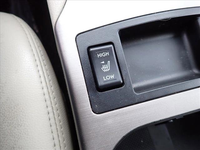 Used 2014 Subaru Outback 3.6R Limited w/ Moonroof Package image 17