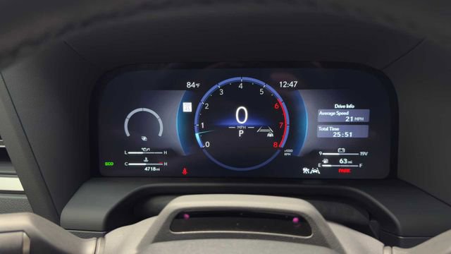 Used 2025 Lexus GX 550 550 Premium w/ Accessory Package (2T) image 31