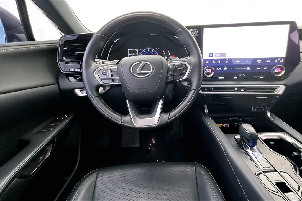 Used 2024 Lexus RX 350 Premium w/ Accessory Package (Z1) image 7