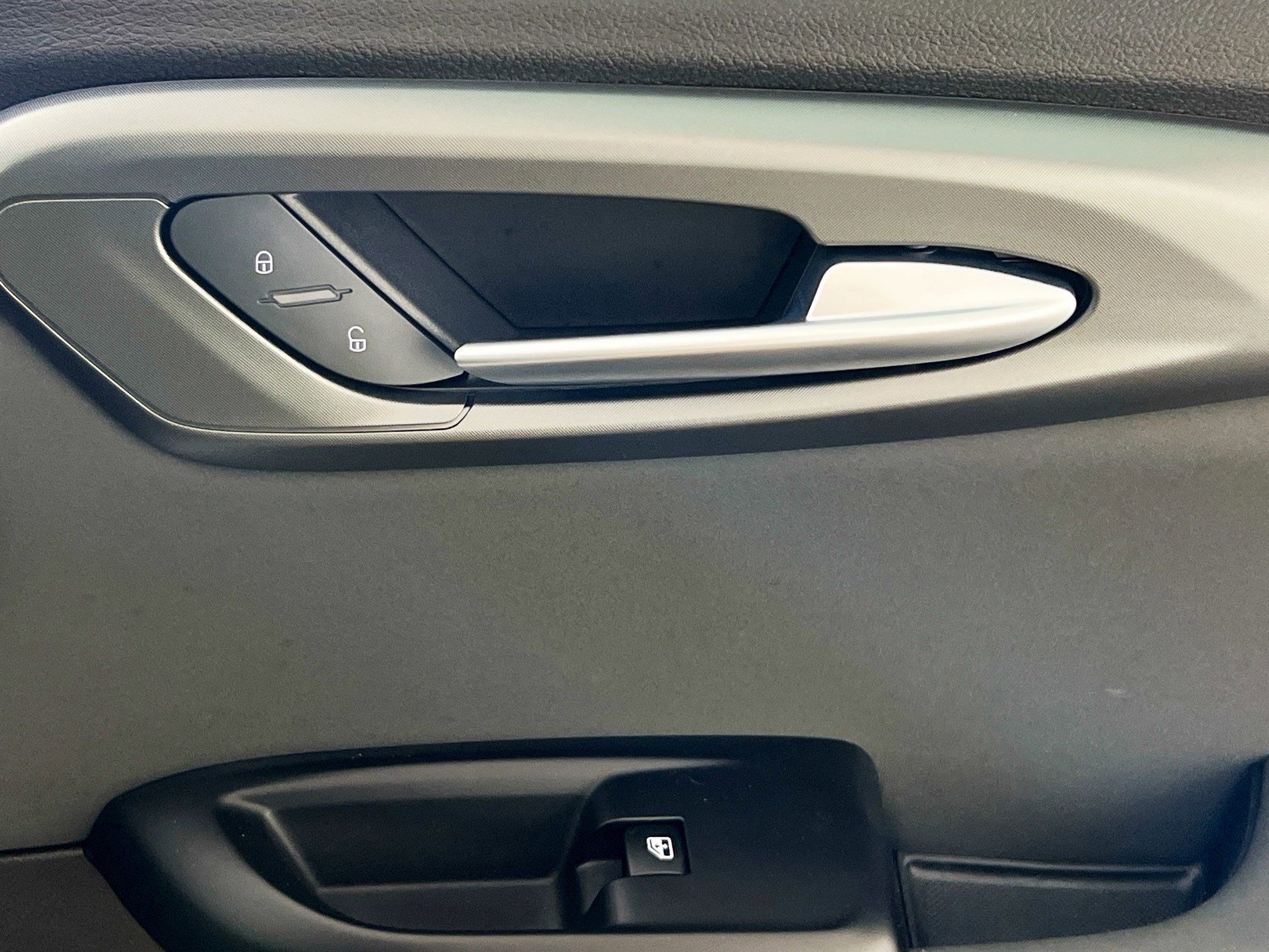 Used 2024 Alfa Romeo Tonale Veloce w/ Active Assist Package image 32