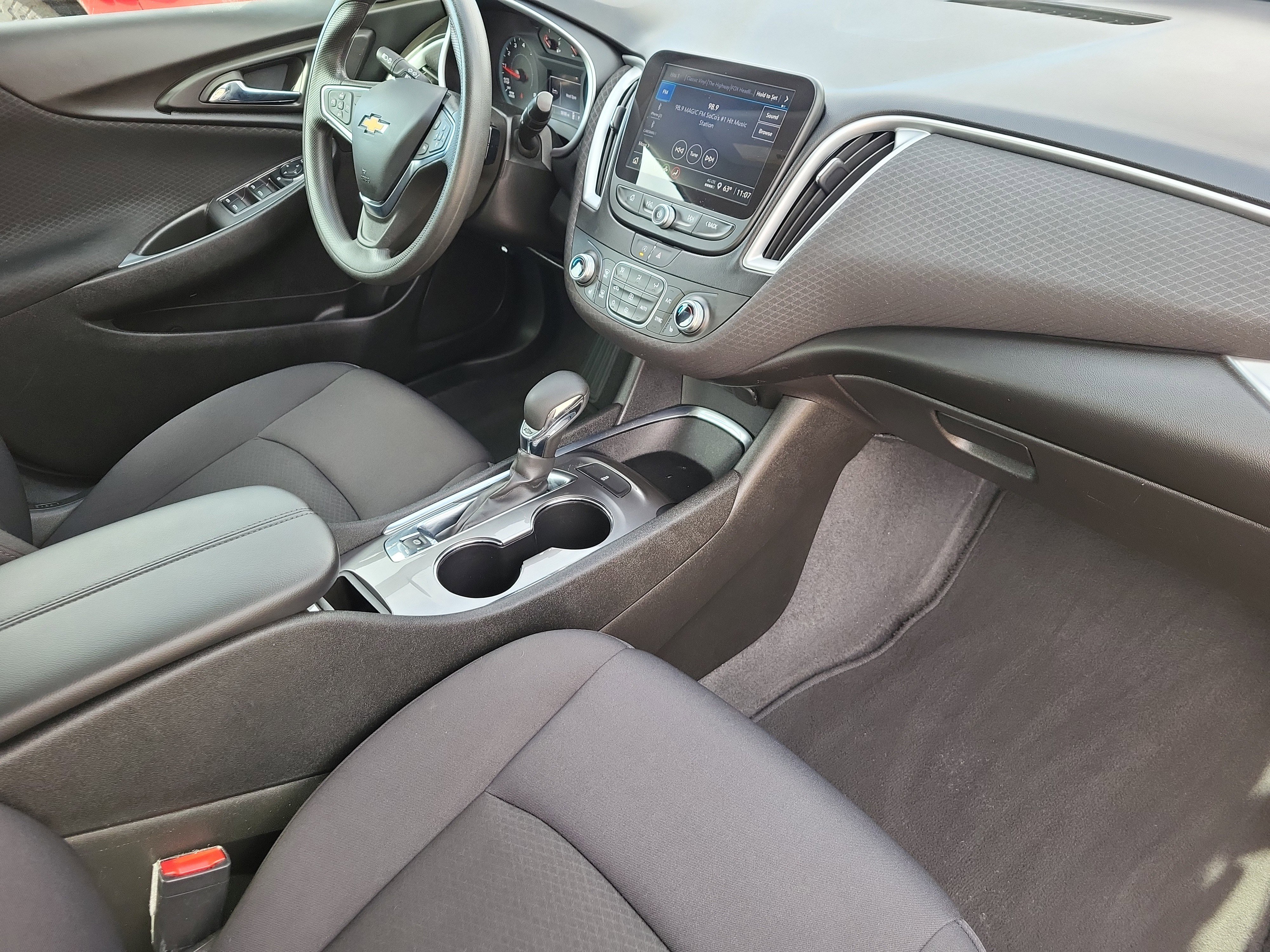 Used 2023 Chevrolet Malibu LT image 14