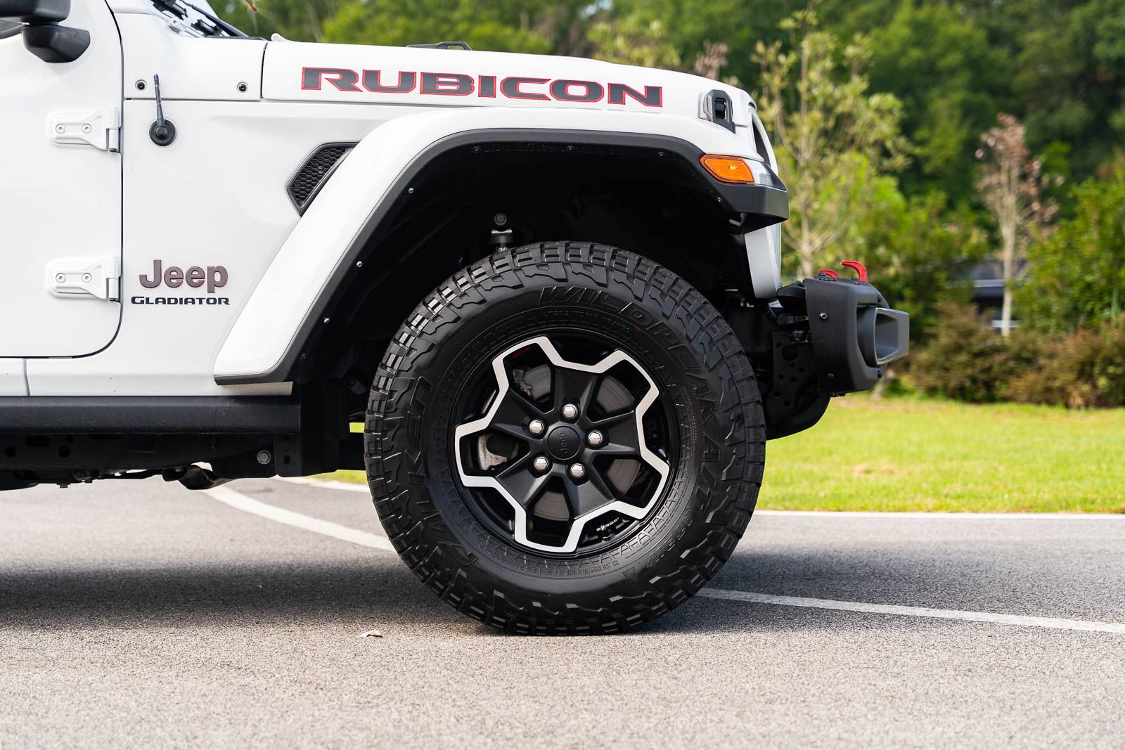 Used 2022 Jeep Gladiator Rubicon w/ LED Lighting Group AWD/4WD image 9