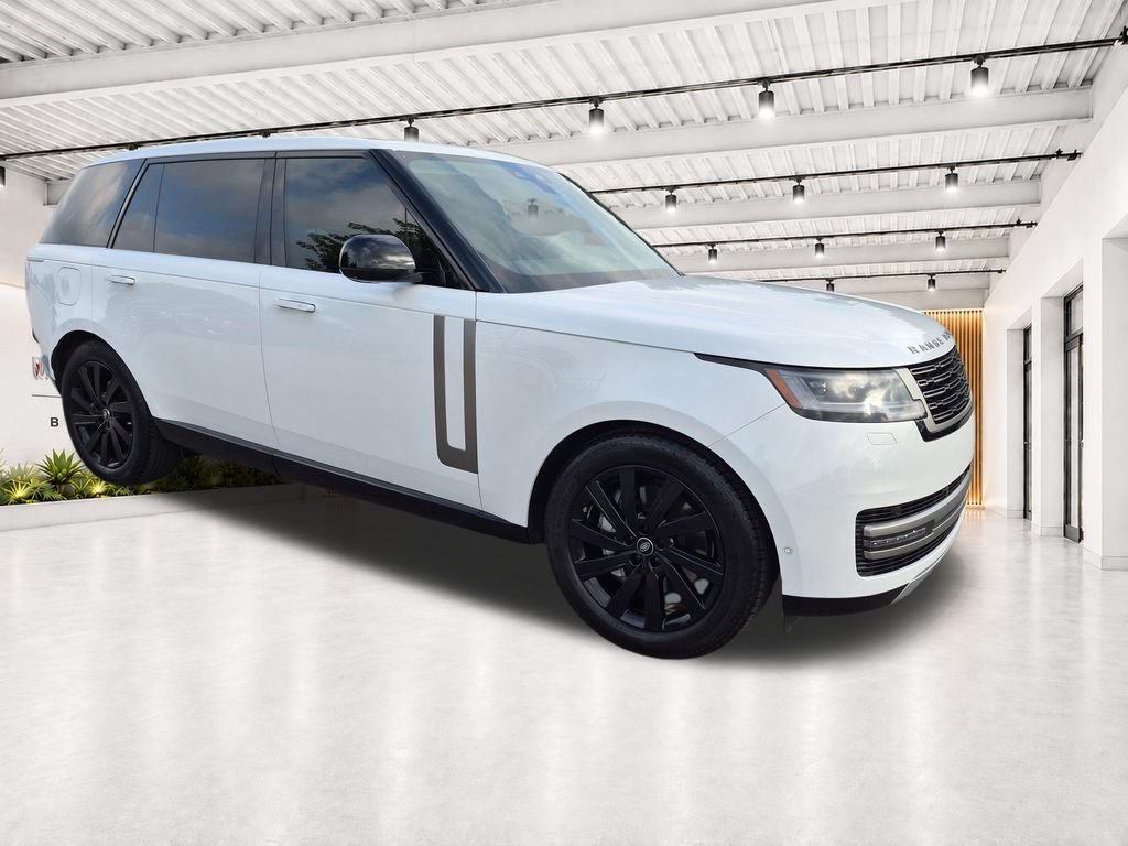 Used 2024 Land Rover Range Rover Long Wheelbase SE AWD/4WD image 2