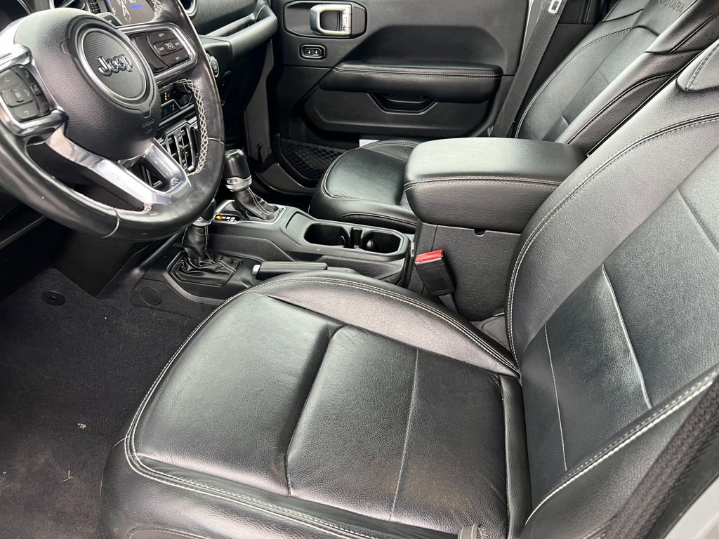 Used 2023 Jeep Wrangler Unlimited Sahara w/ Cold Weather Group image 10