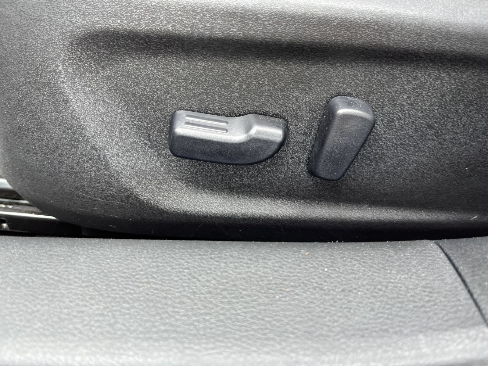 Used 2025 Nissan Altima 2.5 SV FWD image 22