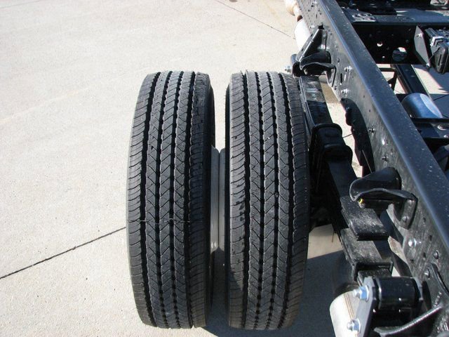 New 2024 Chevrolet Low Cab Forward 5500XG image 10