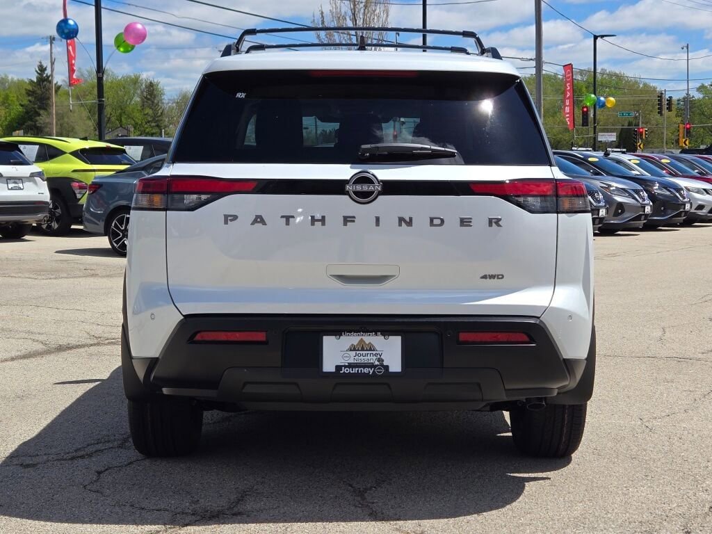 New 2026 Nissan Pathfinder SV w/ Cargo Package AWD/4WD image 11