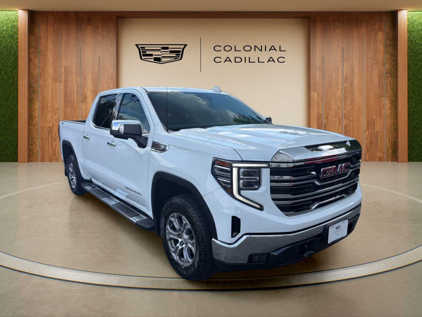 Used 2023 GMC Sierra 1500 SLT w/ SLT Convenience Package AWD/4WD image 7