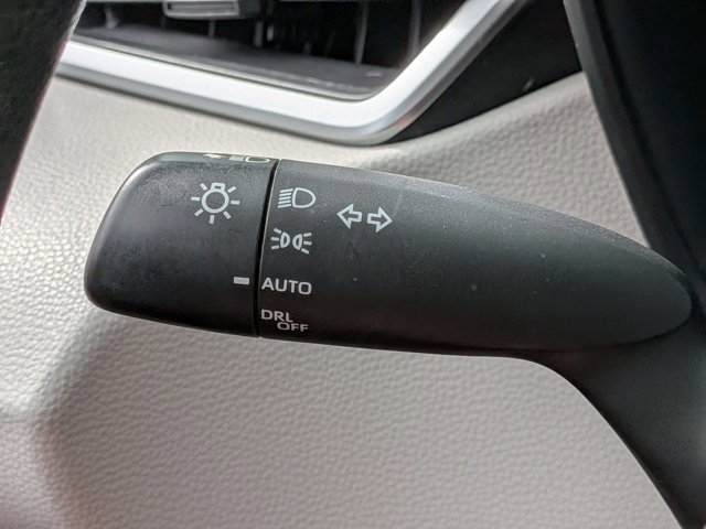 Certified 2020 Toyota Corolla L FWD image 10
