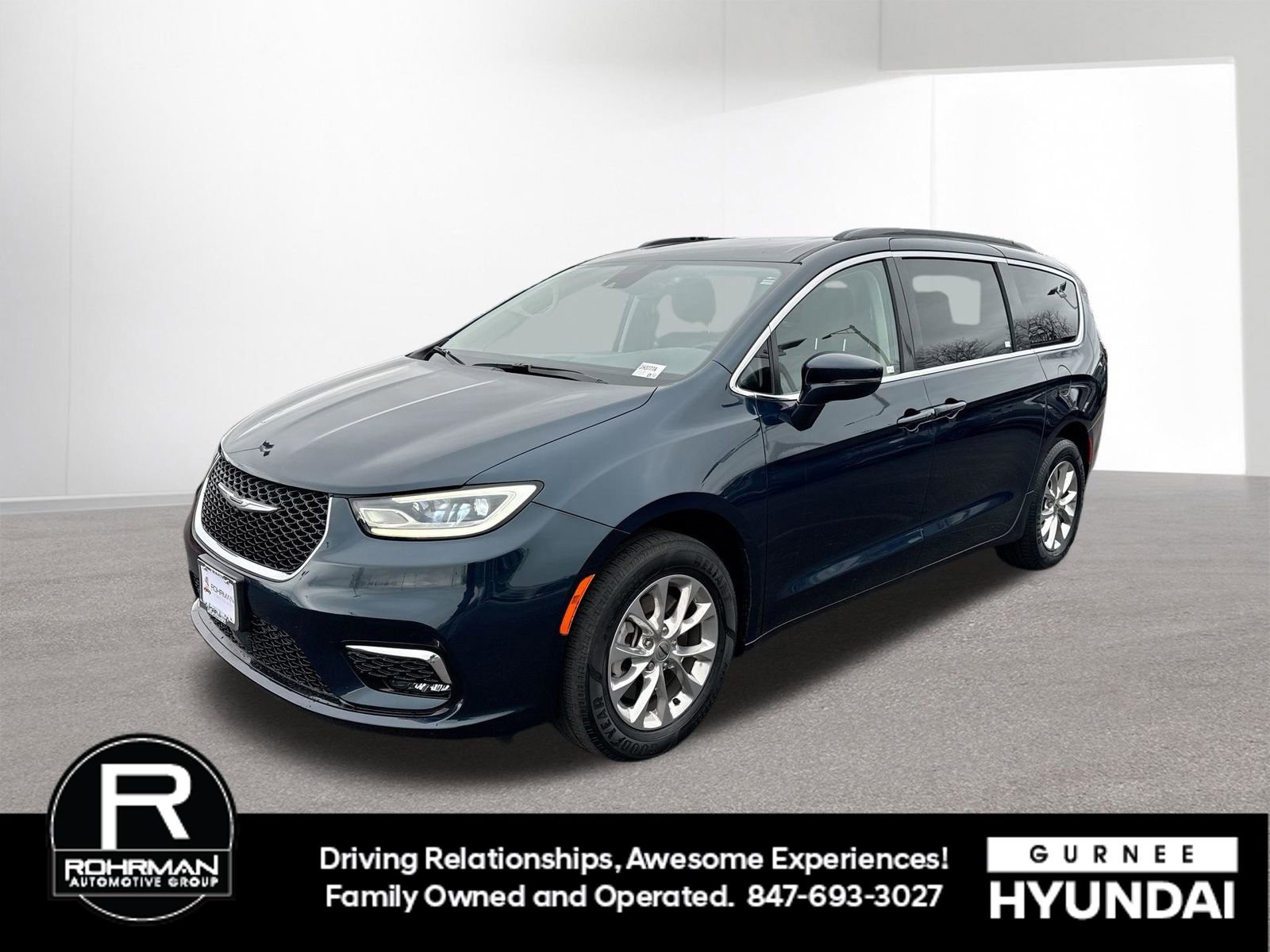 Used 2022 Chrysler Pacifica Touring-L
