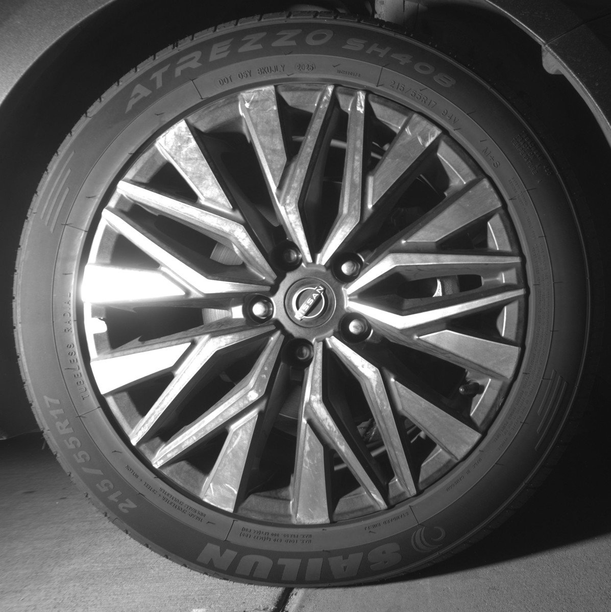 Used 2025 Nissan Altima 2.5 SV image 13