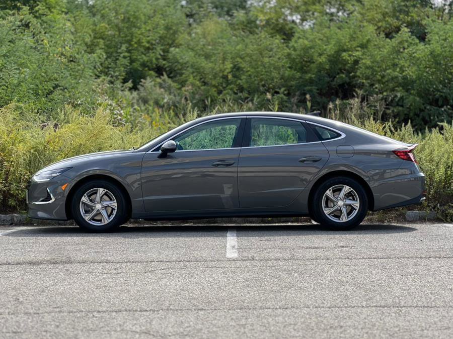 Used 2023 Hyundai Sonata SE w/ Preferred Accessory Package image 6