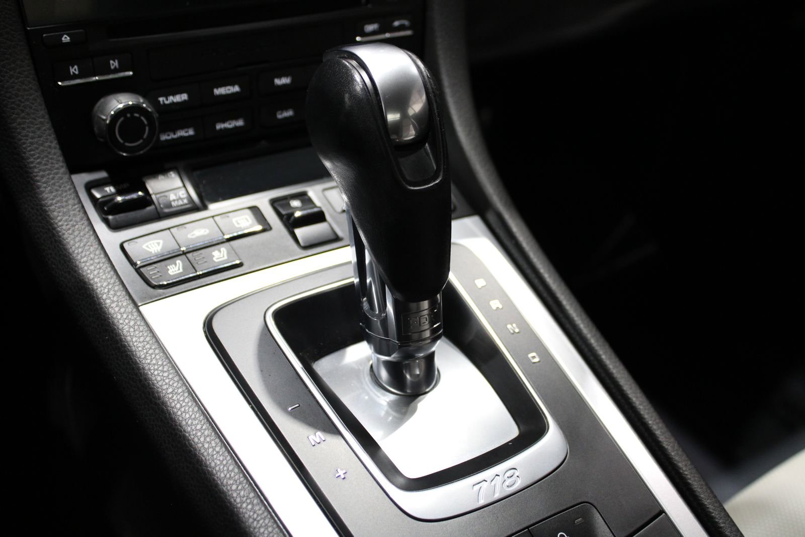 Used 2019 Porsche 718 Cayman image 30