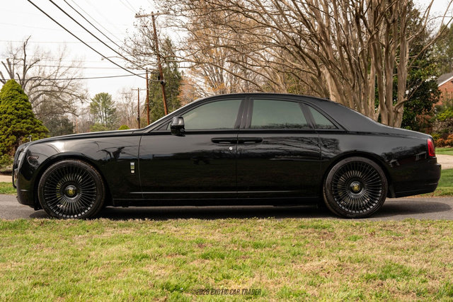 Used 2014 Rolls-Royce Ghost image 3