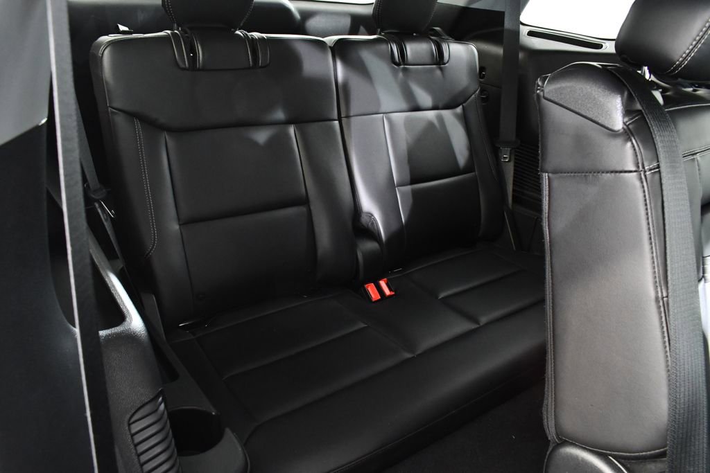 Used 2022 Ford Explorer XLT w/ Equipment Group 202A AWD/4WD image 20