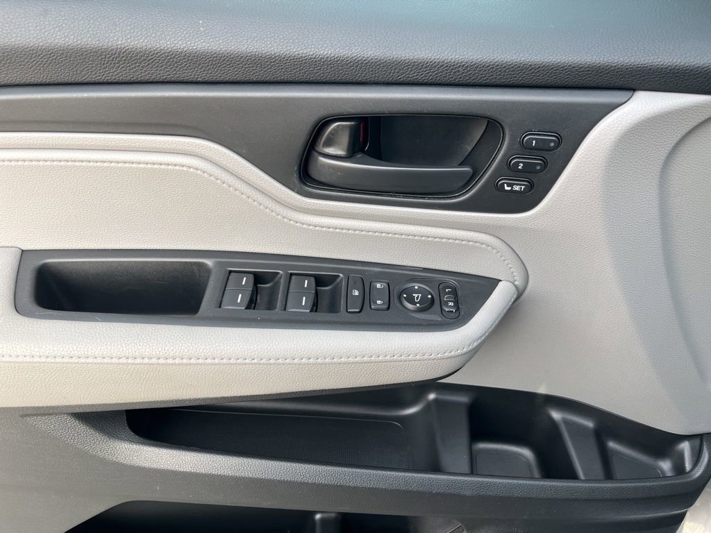 Used 2018 Honda Odyssey EX-L image 52