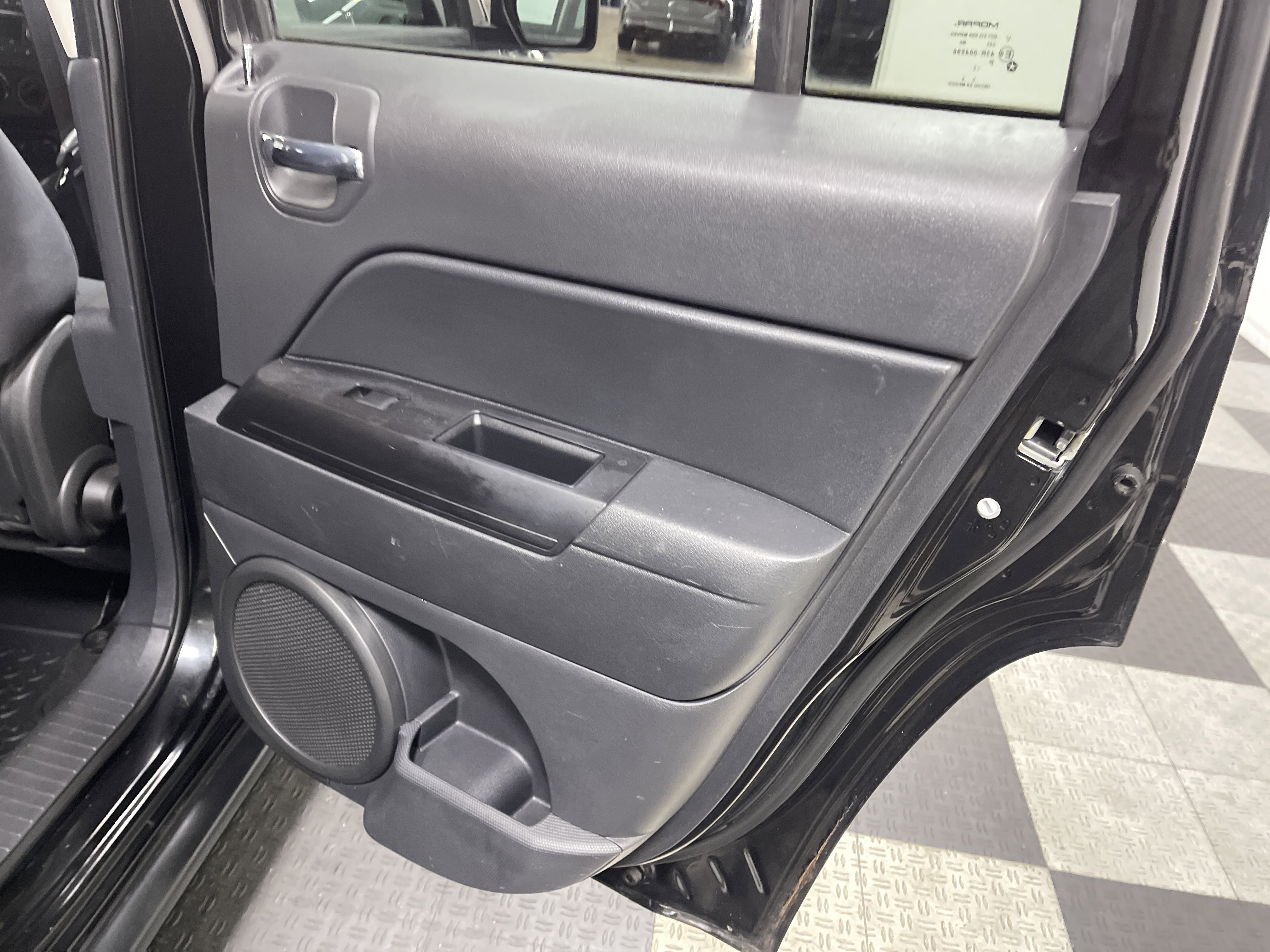 Used 2009 Jeep Patriot Sport FWD image 19