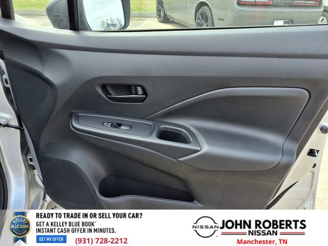 Used 2025 Nissan Versa S w/ Trunk Package image 18