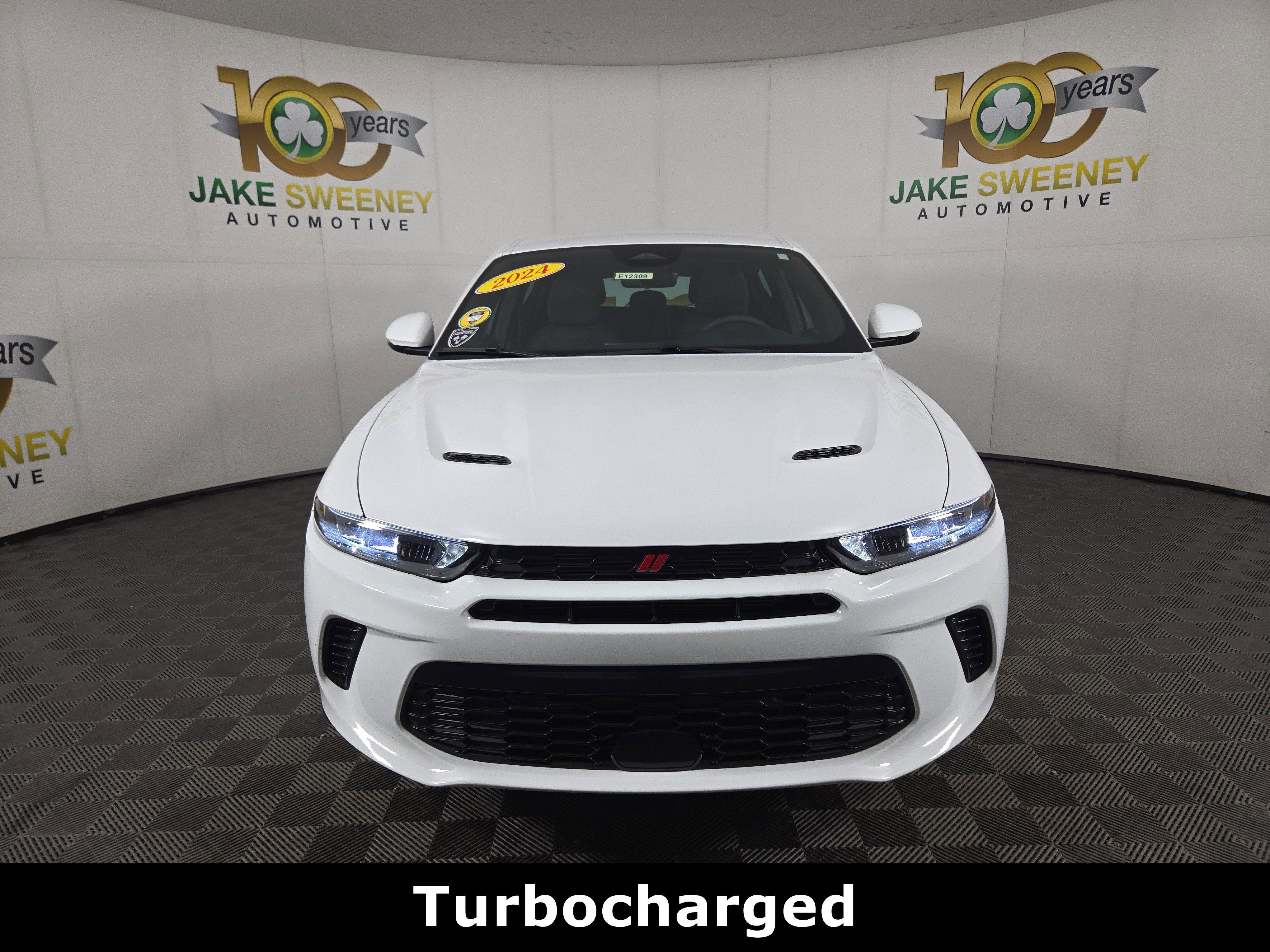 Certified 2024 Dodge Hornet GT w/ Cold Weather Group image 3