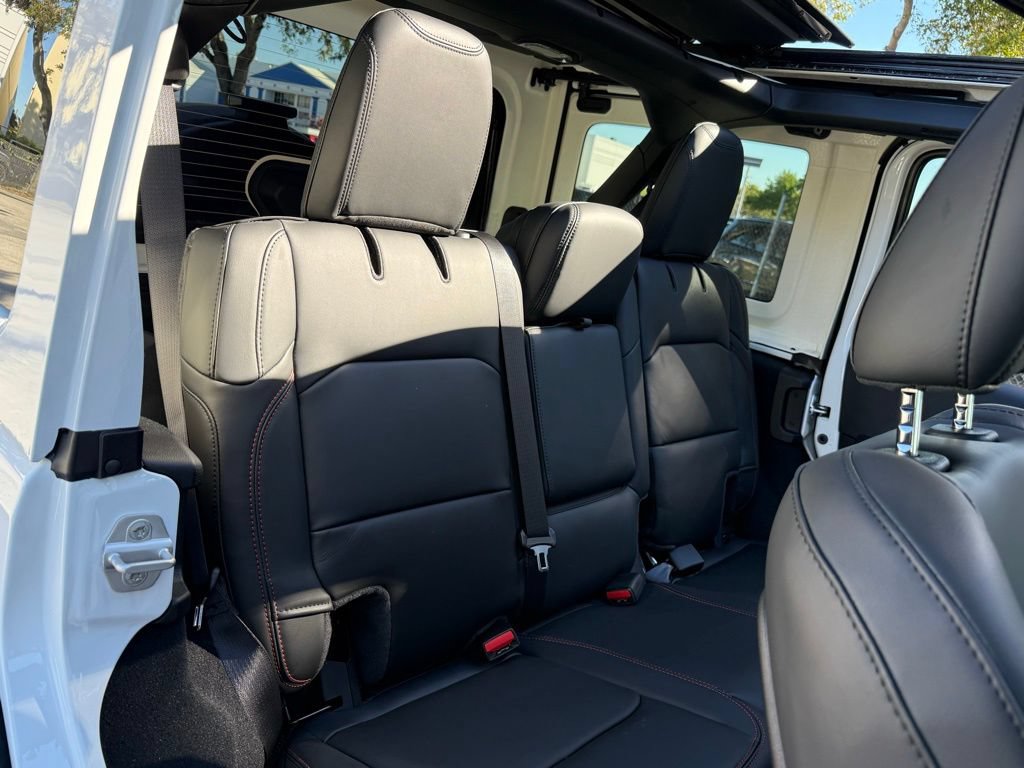 New 2026 Jeep Wrangler Unlimited Rubicon 392 w/ Quick Order Package 27X Moab AWD/4WD image 39