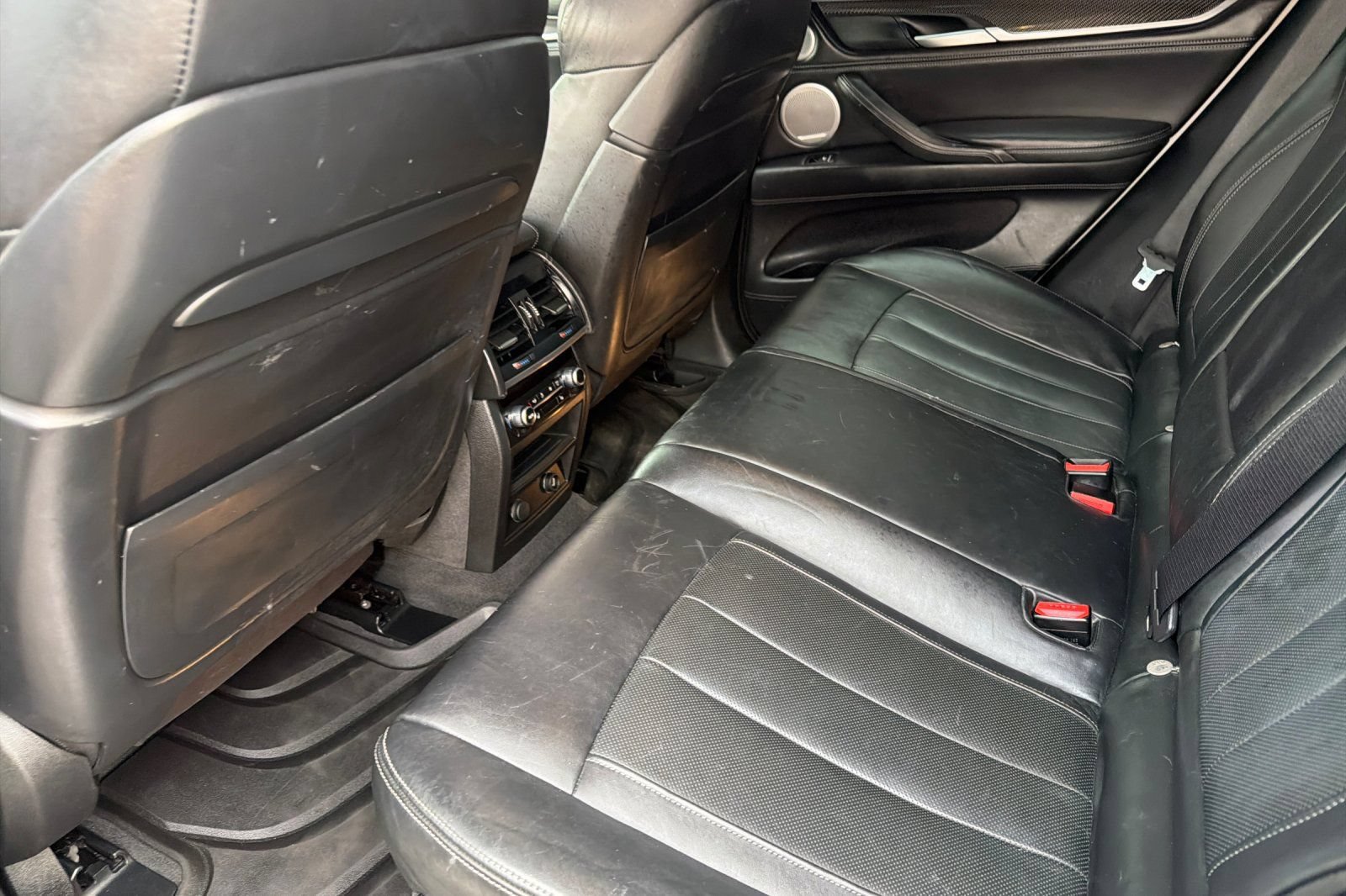 Used 2015 BMW X6 M AWD/4WD image 11