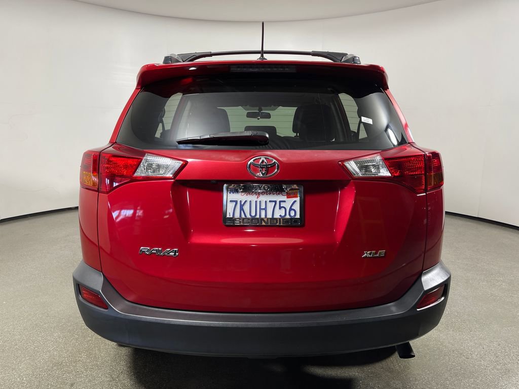 Used 2015 Toyota RAV4 XLE FWD image 4