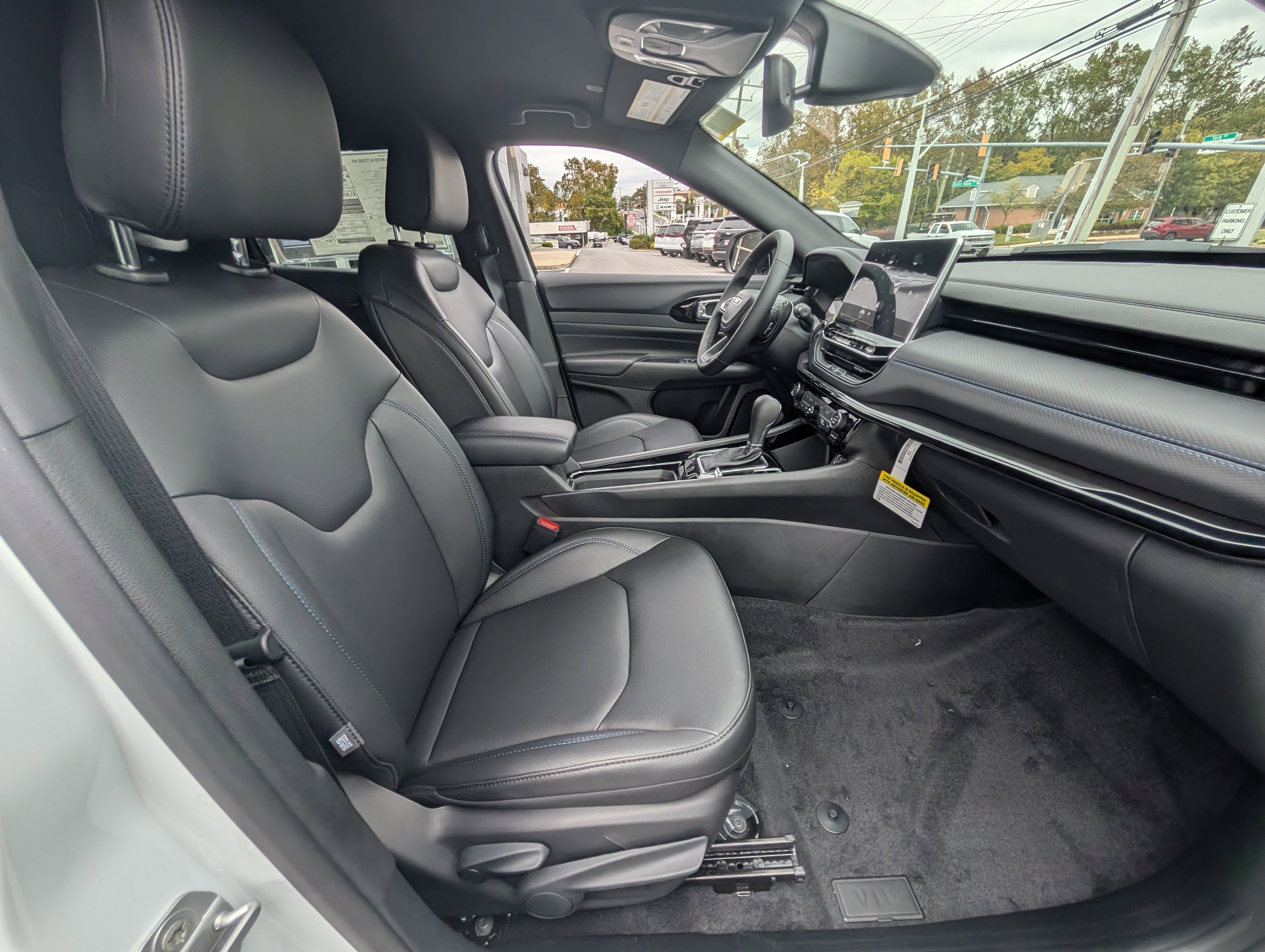 New 2026 Jeep Compass Limited image 4