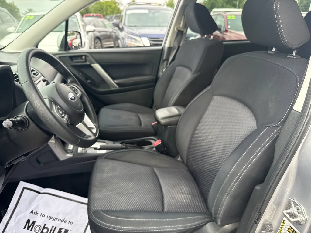 Used 2017 Subaru Forester 2.5i Premium w/ Popular Package #2A AWD/4WD image 13