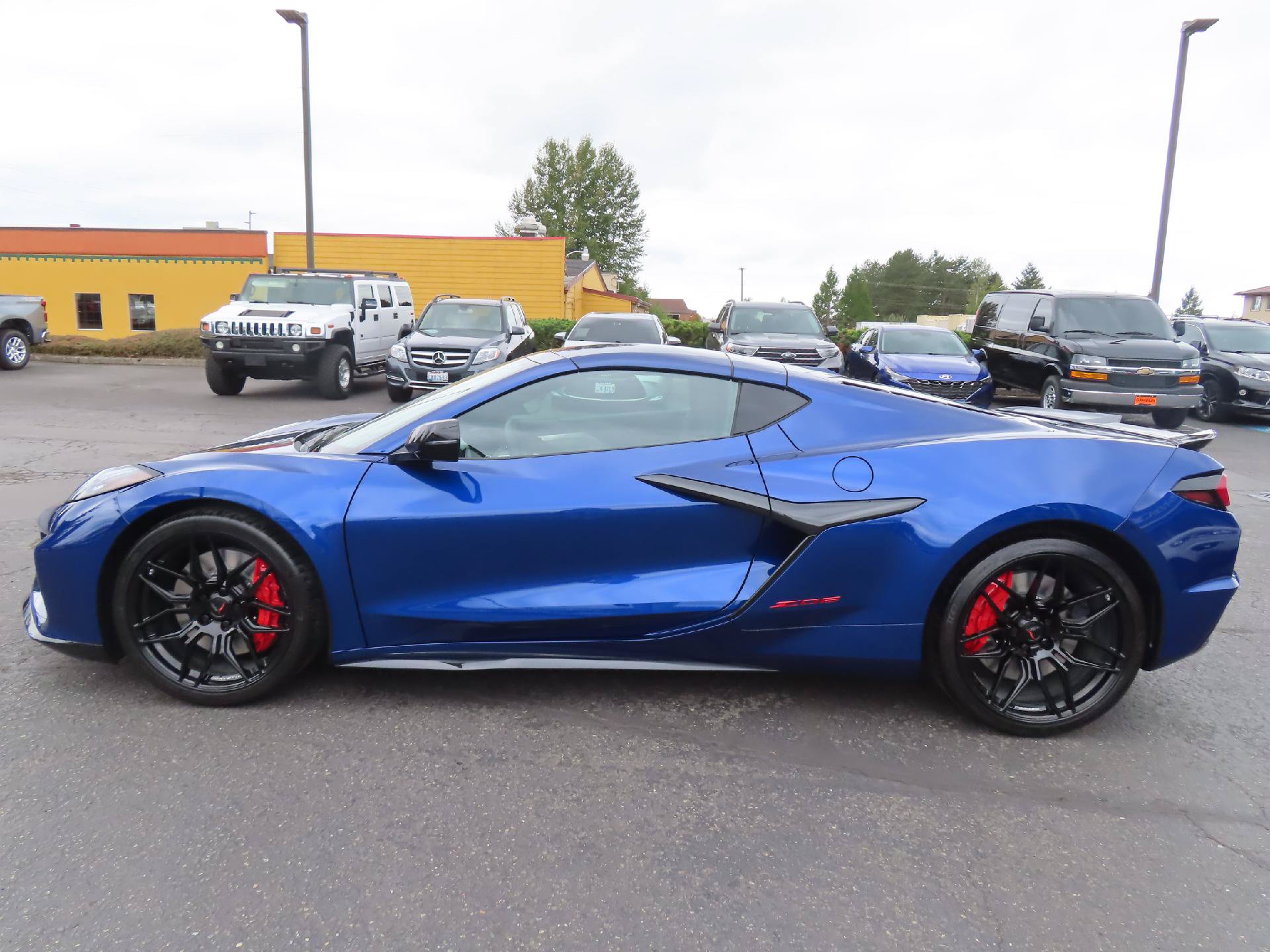 New 2027 Chevrolet Corvette Z06 RWD image 4