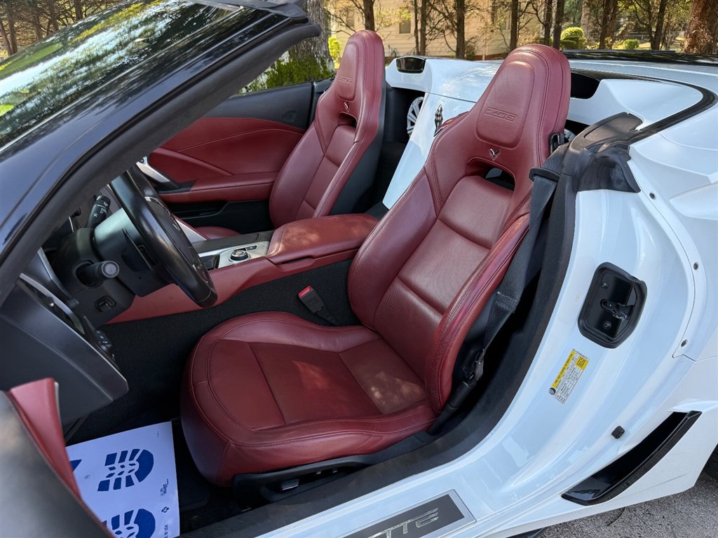 Used 2018 Chevrolet Corvette Z06 RWD image 51
