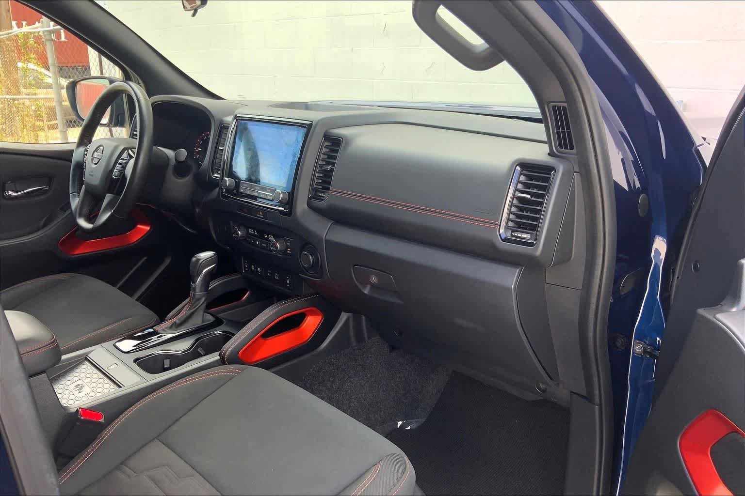 Used 2022 Nissan Frontier Pro-X image 23