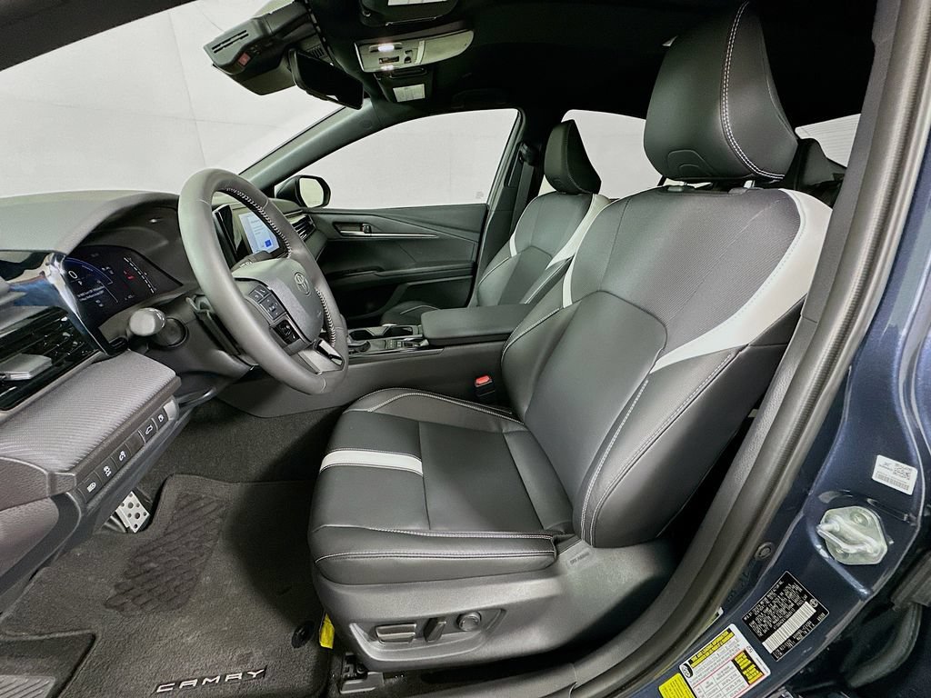 Certified 2026 Toyota Camry SE w/ Convenience Package FWD image 20