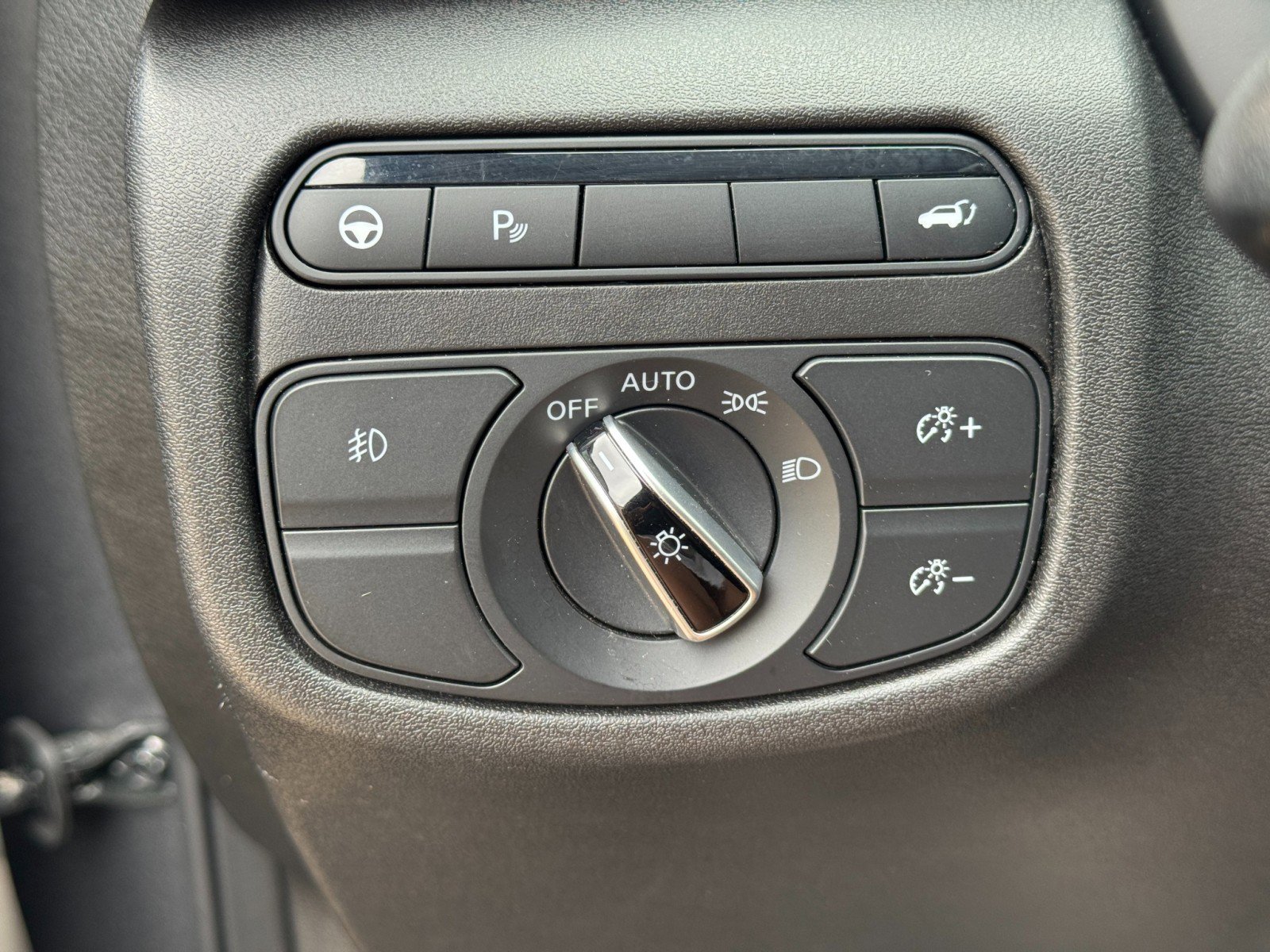 Used 2021 INFINITI QX50 Luxe FWD image 17