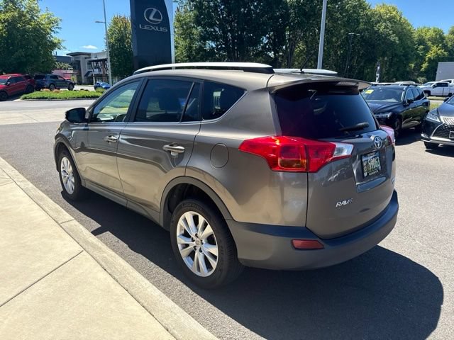 Used 2015 Toyota RAV4 Limited AWD/4WD image 3