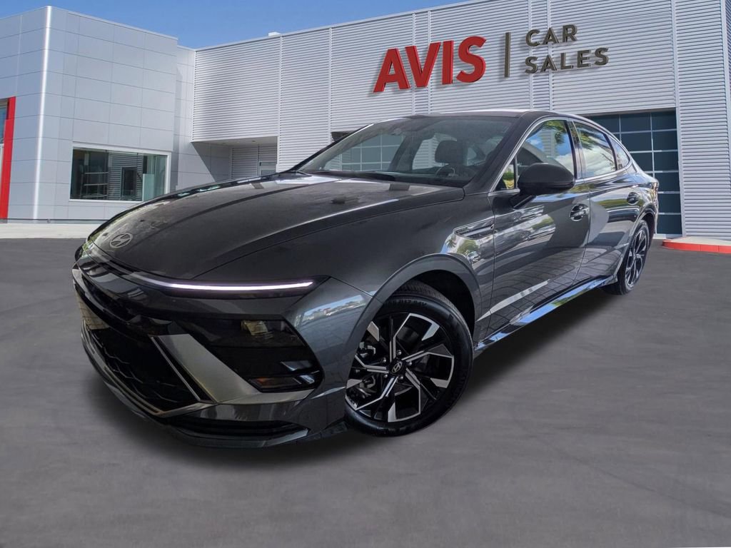 Used 2025 Hyundai Sonata SEL FWD image 1